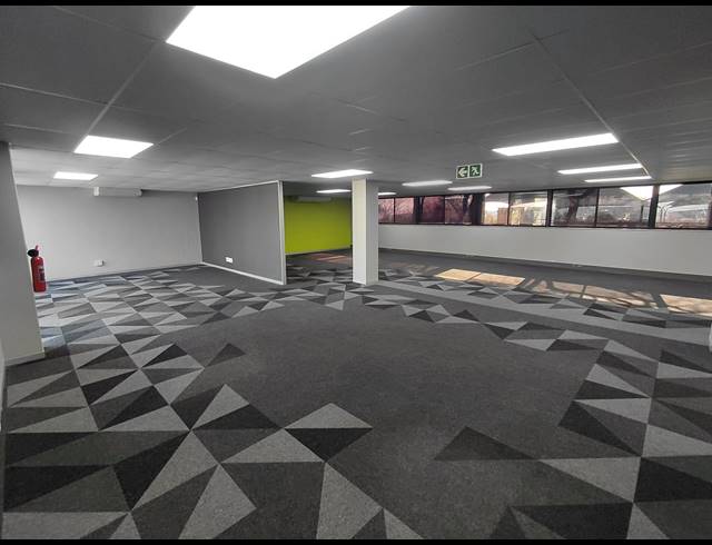266M² OFFICE TO LET IN HALFWAY HOUSE